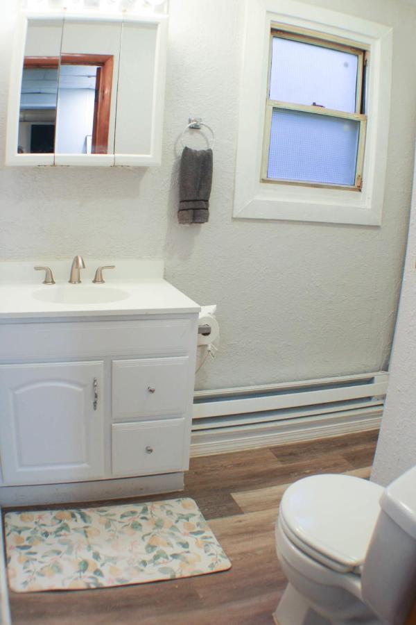 California Ave - 2 Bedroom - Home Away From Home! Pittsburgh Kültér fotó