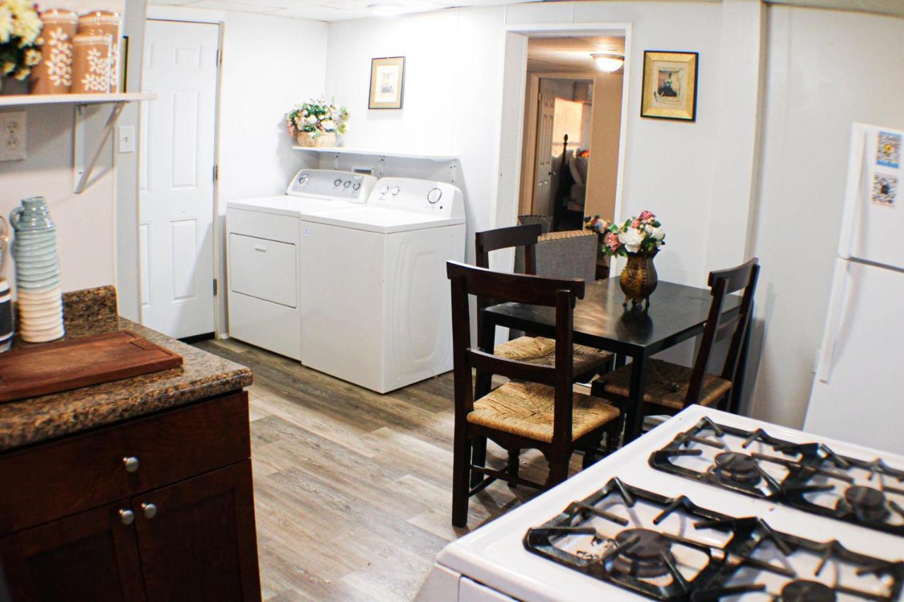 California Ave - 2 Bedroom - Home Away From Home! Pittsburgh Kültér fotó